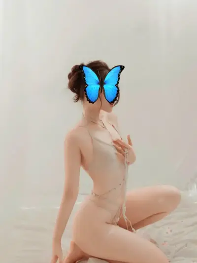 ✨ BÉ HEO ✨ Nữ Thần Sexy ✨ Khuôn mặt thiên thần ✨